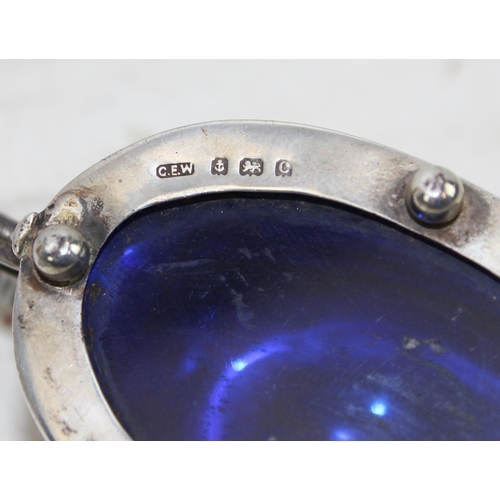 1184 - Silver mustard pot with blue glass liner, Birmingham 1902 by C.E. Williams, approx 88.7g gross with ... 