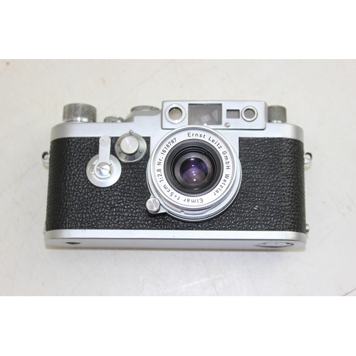 726 - Leica DBP Ernst Leitz GMBR Wetzlar Germany camera, with Elmar f=5cm 1:2.8 lens with lens cap, in ori... 