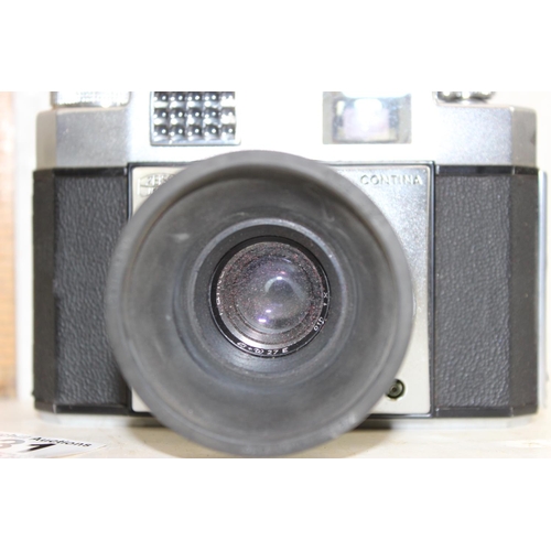 731 - Carl Zeiss Ikon Contina camera with Pantar 1:2.8 f=45mm lens, with rubber attachment and leather cas... 