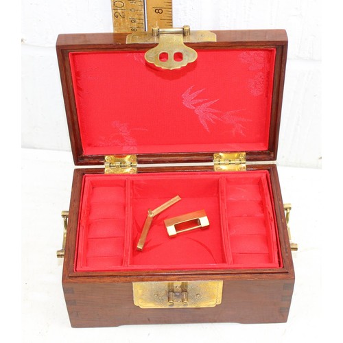 281 - Chinese jewellery box with lock