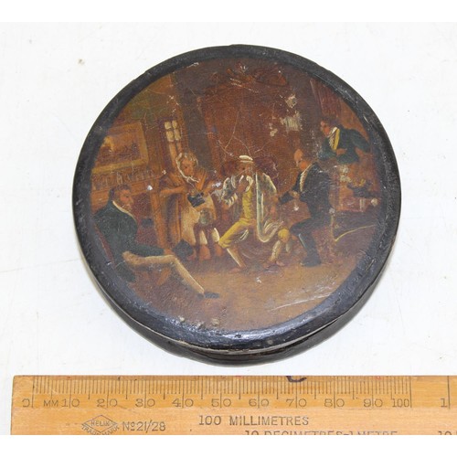 1621 - Georgian papier mache snuff box with hand painted scene to top - This lot is being sold on behalf of... 