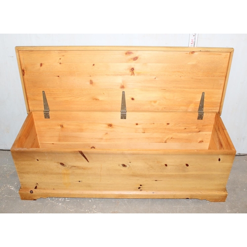 43 - A large pine trunk or blanket box