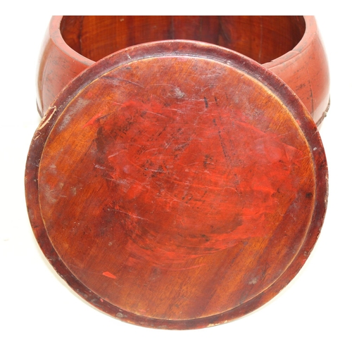 272 - Oriental lacquered wooden rice bowl
