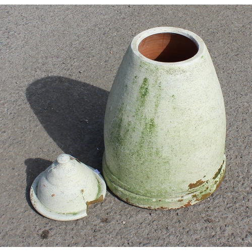 347 - Terracotta Rhubarb forcer with lid