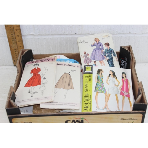175 - Qty of vintage sewing patterns