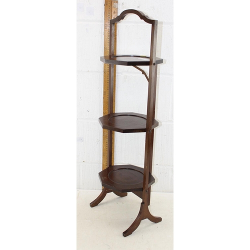 287 - A vintage folding wooden cake stand