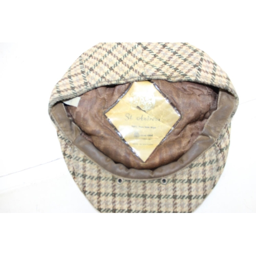 173b - 11 assorted vintage hats to inc 2 top hats, flat caps etc