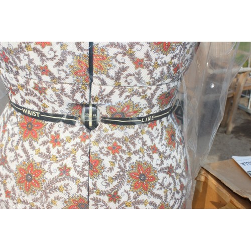 185 - Vintage boxed and wrapped Super Formella dress makers dummy in original boxed 1960s with paperwork