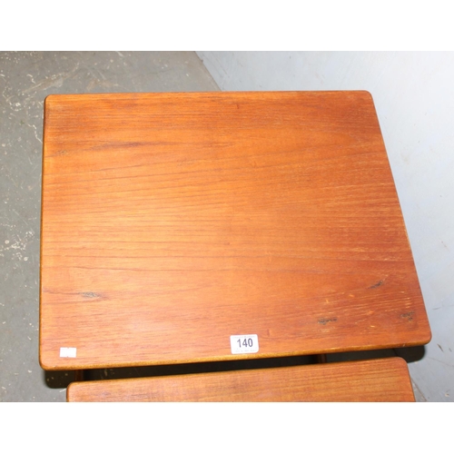 140 - Retro nest of 3 tables