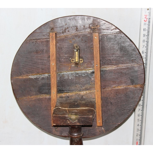 34 - Georgian oak tilt-top table with pedestal tripod base