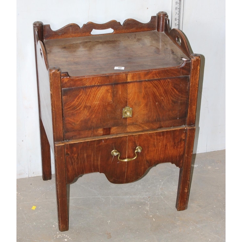 40 - Georgian Mahogany tray top commode with cabinet