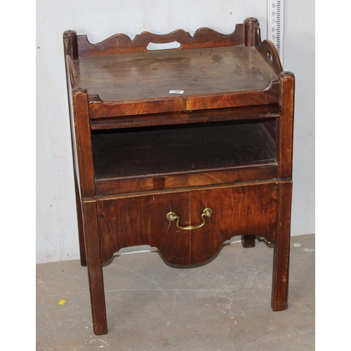 40 - Georgian Mahogany tray top commode with cabinet