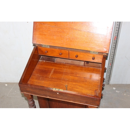 57 - Vintage Davenport desk