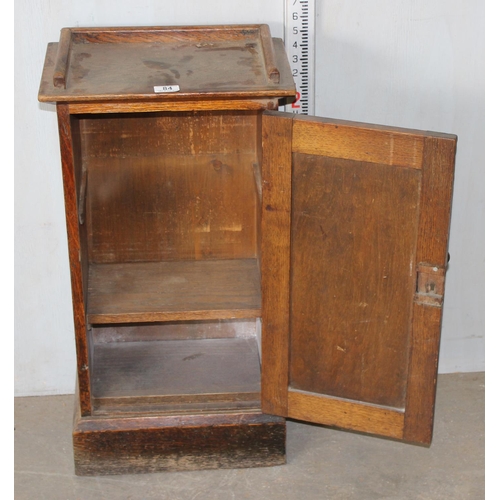 84 - Vintage oak pot cupboard