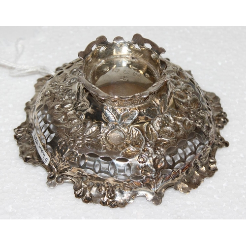 1139 - Ornate silver bonbon dish, Birmingham 1894 by George Nathan & Ridley Hayes, approx 53g gross