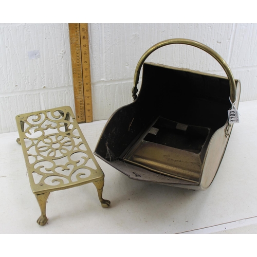 1703 - Brass coal bucket and trivet stand