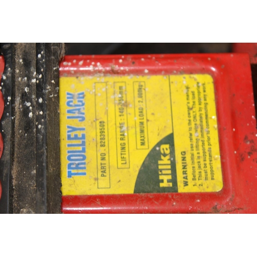 850 - 2 ton Hilka trolley jack in case