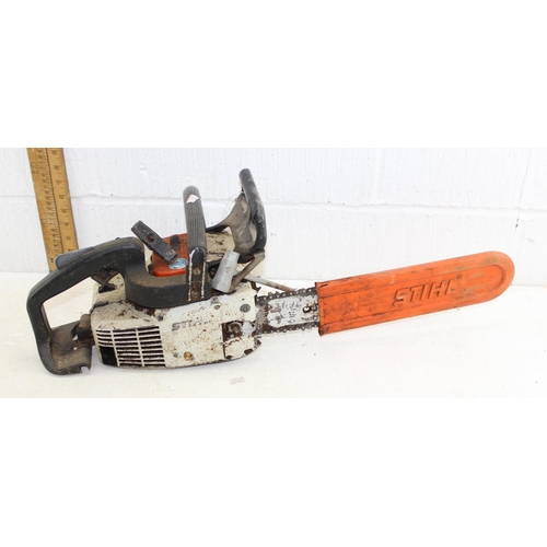 851 - Stihl chainsaw, 011 AVT