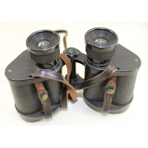 1009 - A pair of Barr & Stroud 6 x CF 20 binoculars in WW1 period leather case