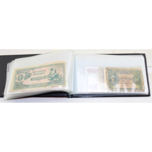 1311 - 2 albums of mixed world Banknotes