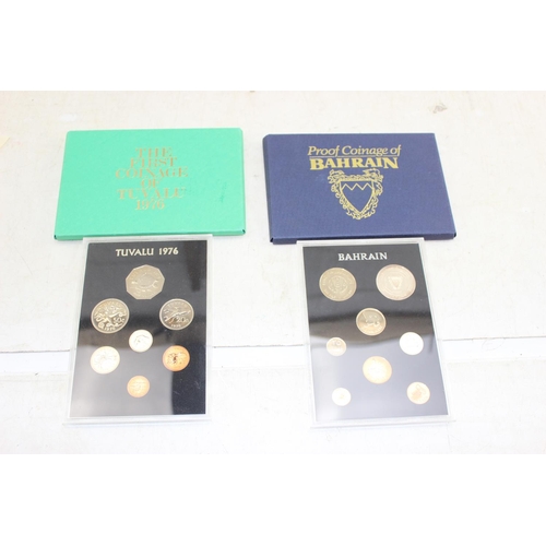 1313 - 1976 Tuvalu coin set & a Bahrain proof coin set