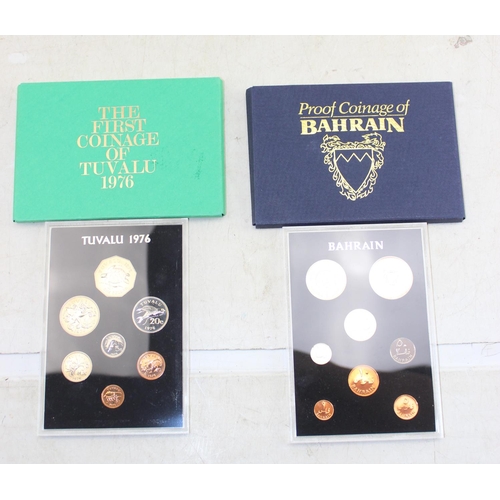 1313 - 1976 Tuvalu coin set & a Bahrain proof coin set