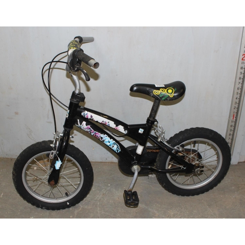 1553 - Ben 10 child's bicycle