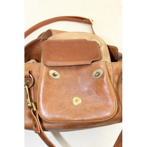 1635 - A genuine Mulberry leather bag