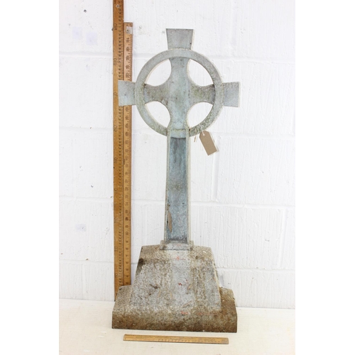 337 - An unusual vintage aluminium crucifix or grave ornament