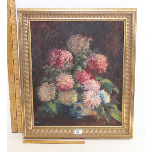 401 - A vintage oil on board of flowers, indistinctly signed lower left HeHard?, in gilt frame, painting o... 