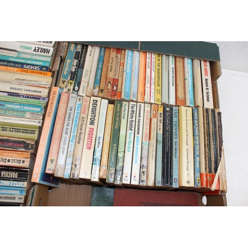 569 - 2 x boxes of vintage paperbacks to incl. Dorothy L Sayers, Richard Gordon etc