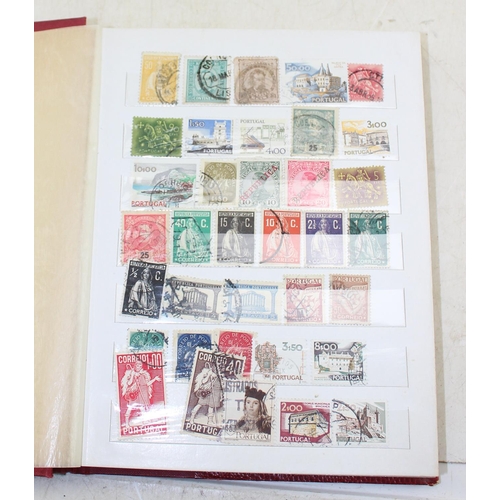 579 - 5 assorted stamp albums and contents