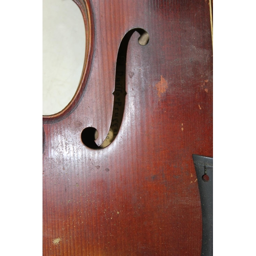 654 - After Gaspard Duiffo - An excellent quality violin with carved male head and marquetry inlaid back, ... 