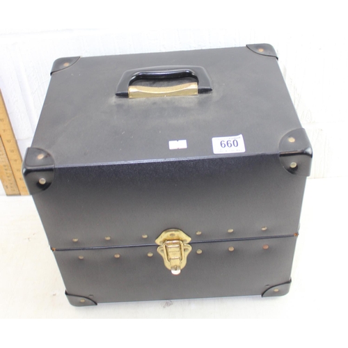 660 - Hard shell record case and records