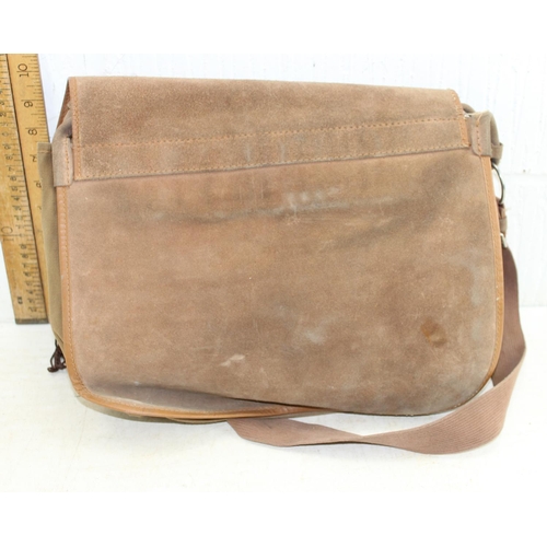 750 - Leather shooting bag