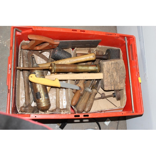 856 - Red tub of mixed tools to inc extension lead