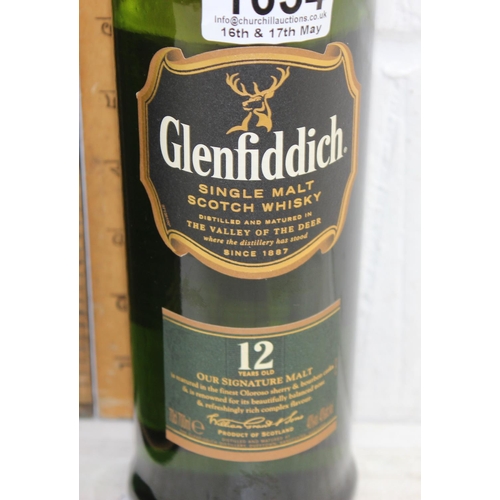 1654 - Bottle of Glenfiddich single malt 12 year old whisky, 70cl, 40% in tin, sealed