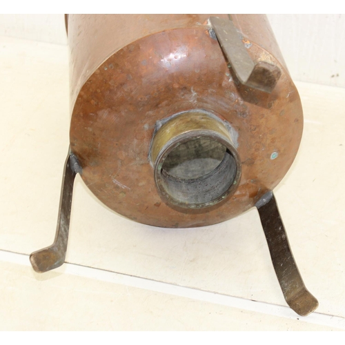 1791 - Unusual copper pot on legs