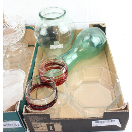 1794 - 2 boxes of assorted retro and other glassware, mainly clear