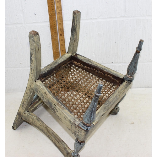 182 - An unusual antique child's chair with Bergere seat