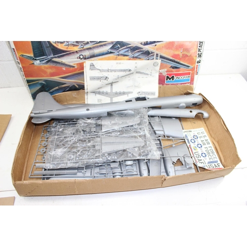 1587a - Monogram B-36 Peacemaker model kit