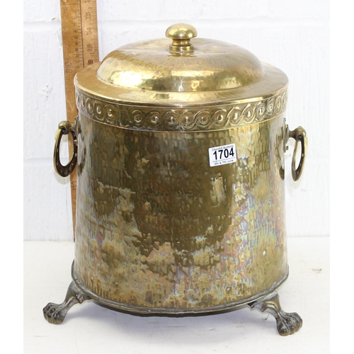 1704 - Vintage brass coal bucket with horseshoe handles