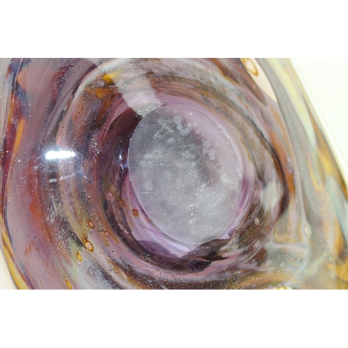 1705 - A large retro art glass bowl