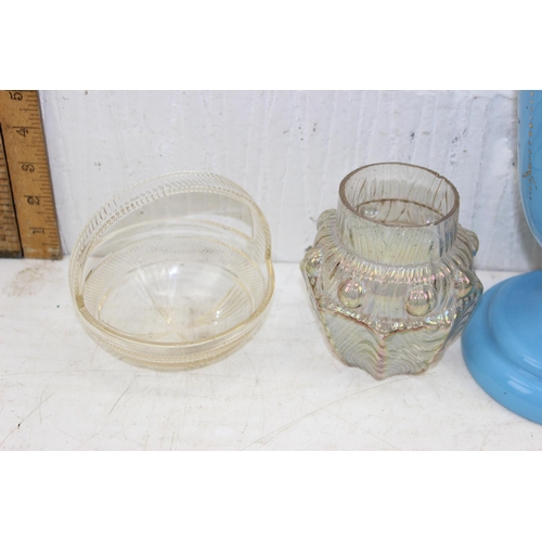 1712 - Box of assorted antique a later glassware to inc a large blue glass urn and cover