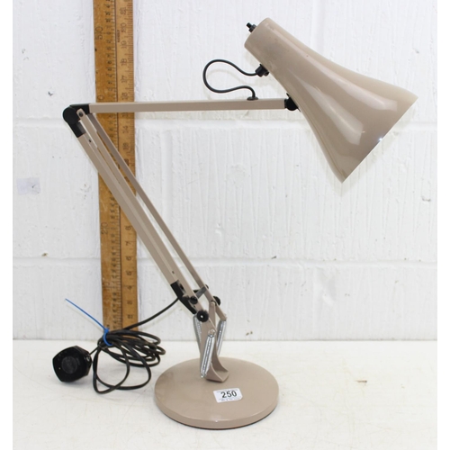 Lot 250       