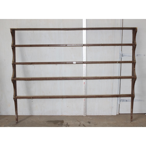 21A - An antique scumbled pine 4 shelf wall mounted plate rack, approx 77