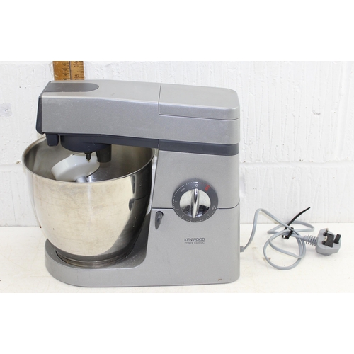 888 - Kenwood food mixer