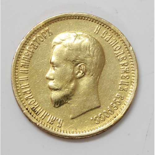 1332 - Coins, Russia, a 10 Roubles gold coin dated 1899, approx 8.6g gross weight, approx 23mm diameter, .9... 