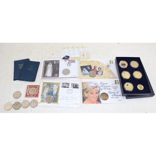 1342 - Qty of royal commemorative coins and medallions to inc 4 £5 coins and coin covers