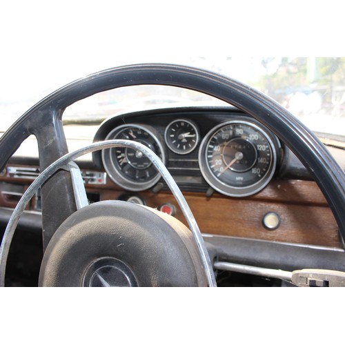 0b - Mercedes 4 door believed to be late 60s or early 70s 220 series, parts car or restoration project,  ... 